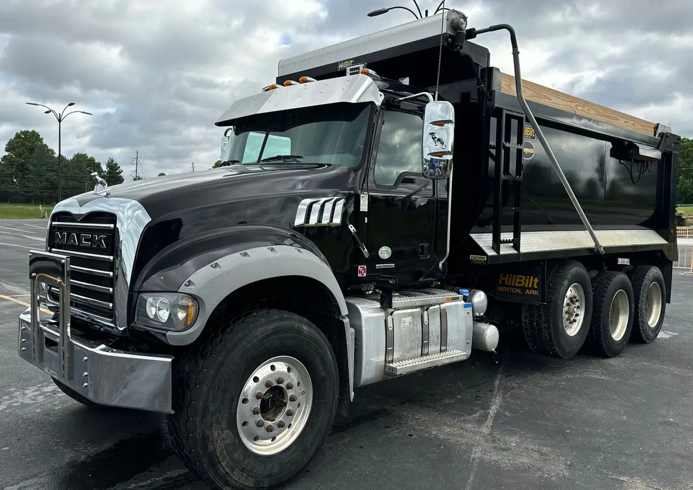 2019 Mack Granite Dump Truck